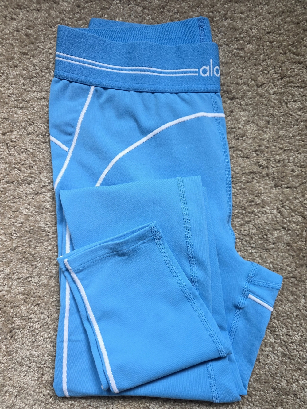 ALO Yoga Heart Throb Leggings
